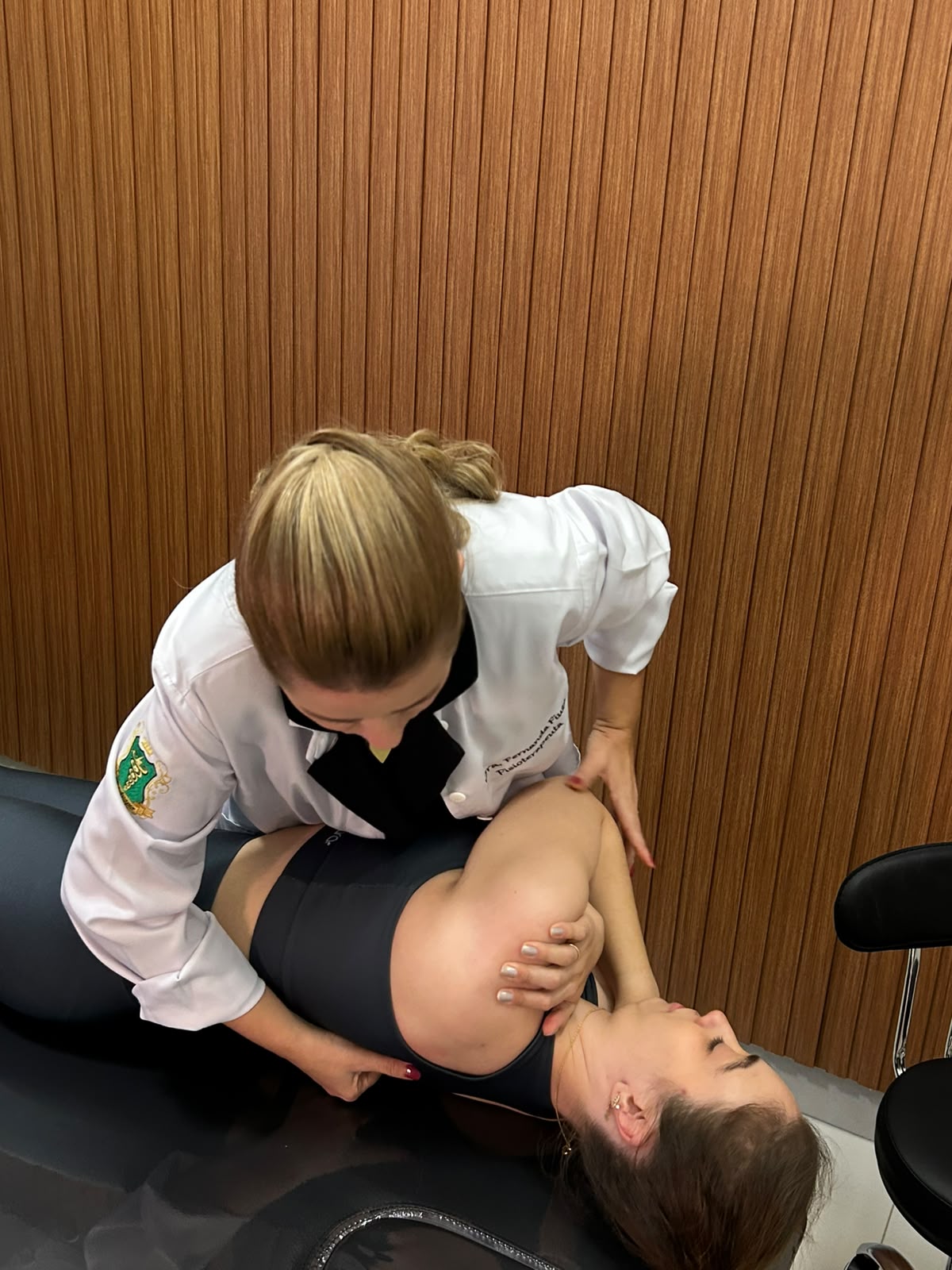 Avaliação de ombro e cervical durante a sessão
